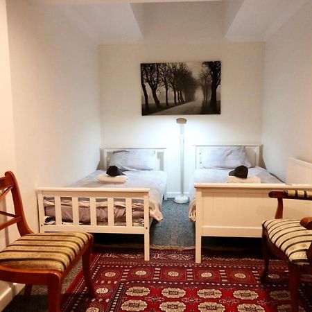 Twin Room Earls Court Central London - Shared Accommodation Экстерьер фото