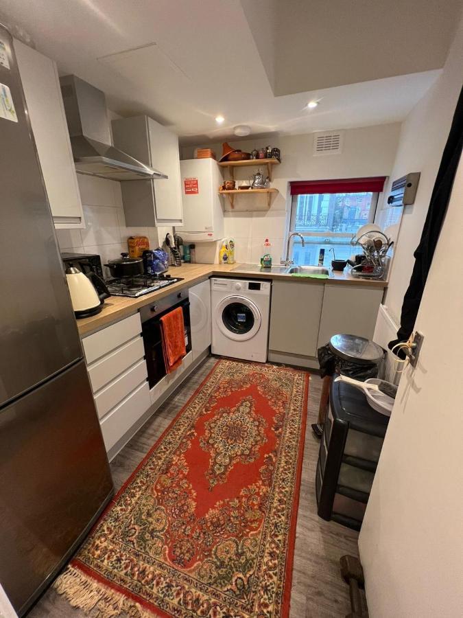 Twin Room Earls Court Central London - Shared Accommodation Экстерьер фото